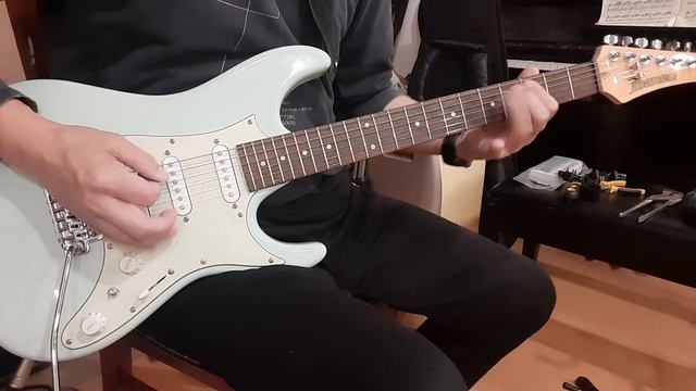 one chord jam TC flashdelay short TEST ibanez azes40 with boss js-5 смотреть онлайн