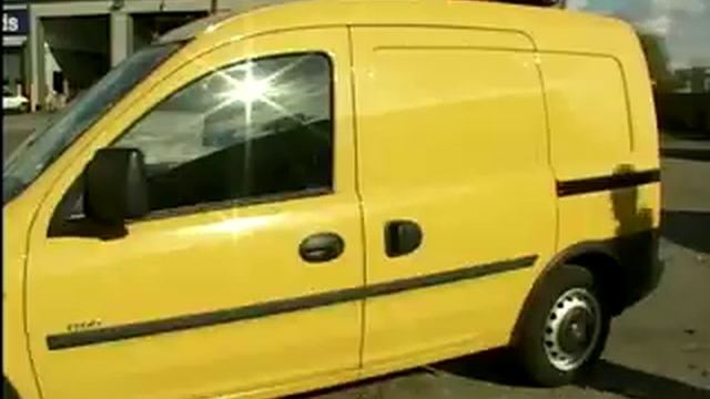 2003 Vauxhall Combo Review - Small Commercial Van смотреть онлайн