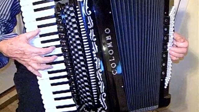 Columbo by Bugari Double Tone Chamber Accordion LMMH 41/120 смотреть онлайн