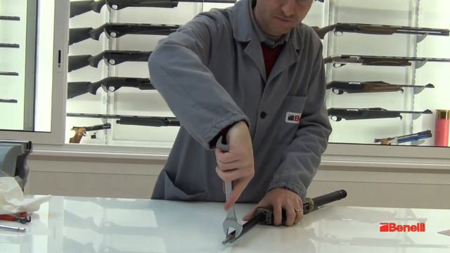 Benelli Super Black Eagle 2 Cleaning Tutorial смотреть онлайн