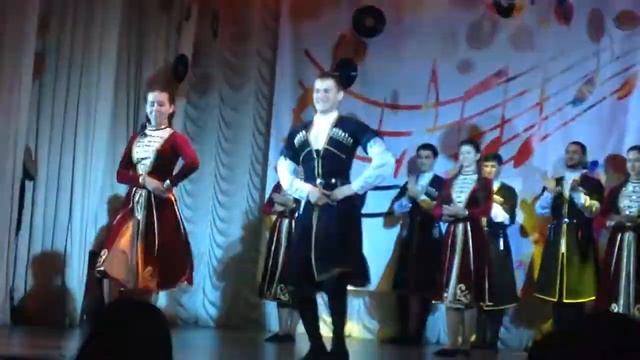 Кавказские танцы Смотр в КубГАУ Факультет управления 2013 смотреть онлайн