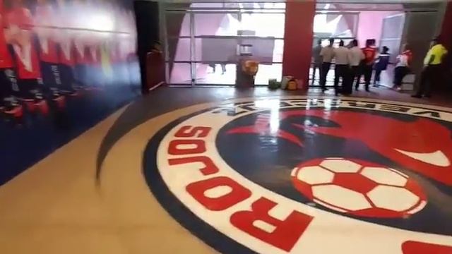 El Warrior en el Luis Pirata de la Fuente смотреть онлайн