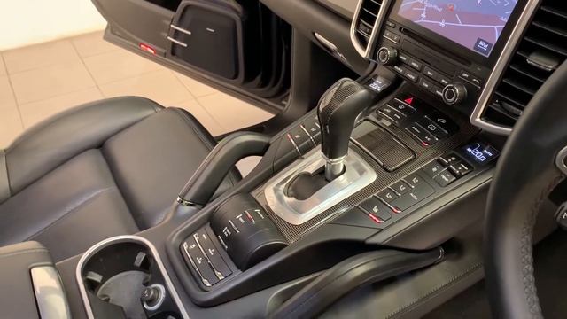 Porsche Cayenne S E Hybrid смотреть онлайн