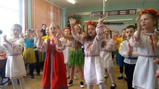 Что манит птицу/школа 709 1М класс 2017/18 уч.год смотреть онлайн