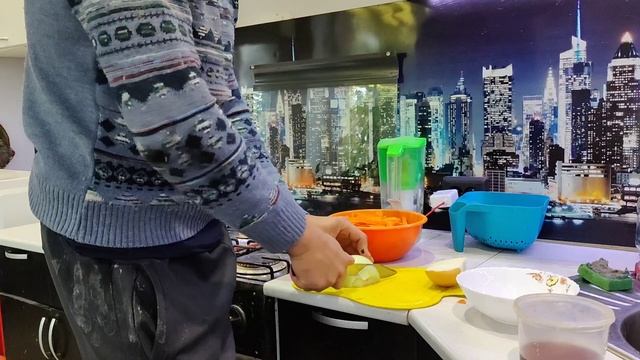 Сделал плов сам , дома. Помог провести соревнования. Сюрприз от подписчика 11.09 .22 смотреть онлайн