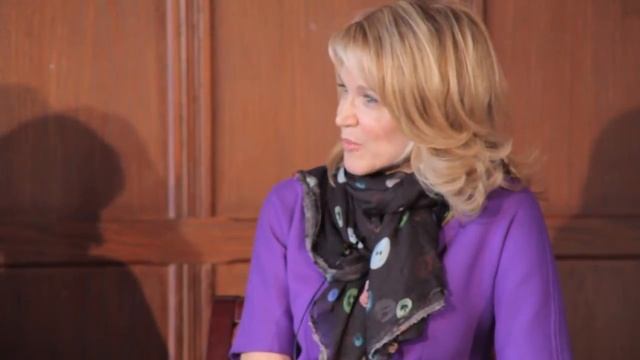 Powerful Women in Communications смотреть онлайн