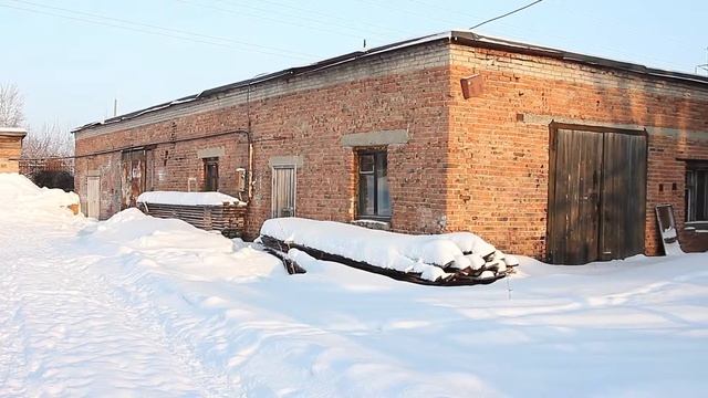 Продаётся база на варшавской 1б смотреть онлайн