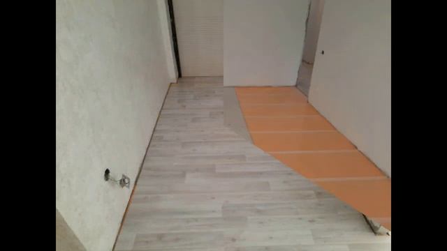 Укладка ламината одним контуром. Без порогов. смотреть онлайн