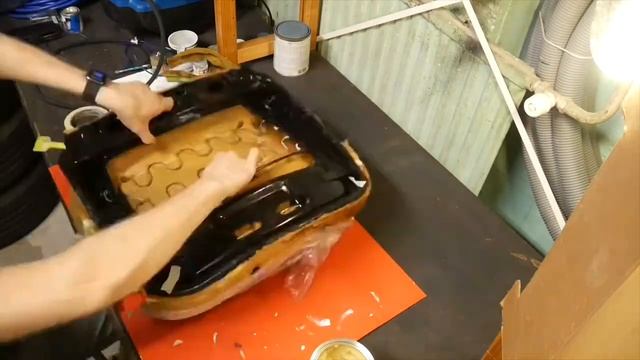 FIAT SPIDER 2000, fixing drivers side seat back, putting it all back смотреть онлайн