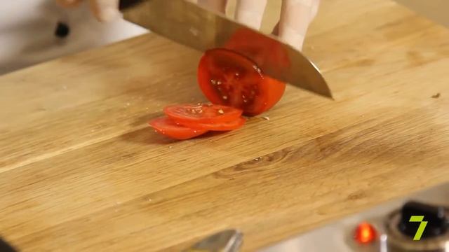 Панини с курицей и грибами. Рецепт от шеф-повара. смотреть онлайн