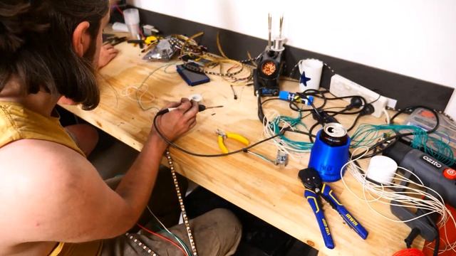 The Matrix Resurrections Impossible Door Water Cooled Gaming Rig Z690 AORUS MASTER i7 12700K RTX308 смотреть онлайн