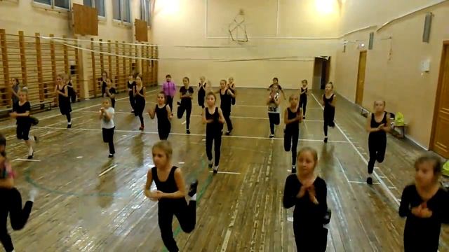 Сборная танцевального ансамбля "Эдельвейс" смотреть онлайн