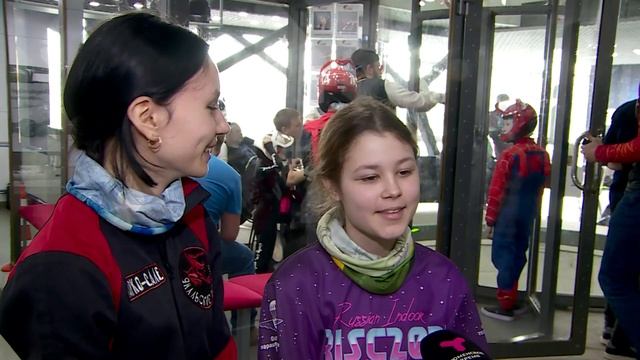 Полёты не во сне, а наяву. Парашютисты соревновались в аэротрубе смотреть онлайн