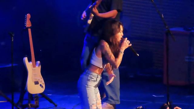 2022 08 25 Bea Miller - Song Like You смотреть онлайн