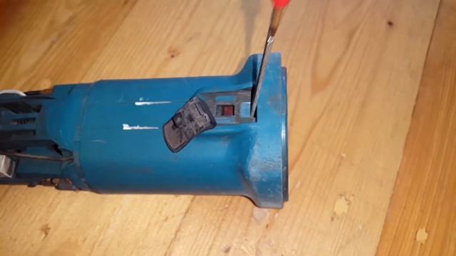 Ремонт кнопки Makita 9558 смотреть онлайн