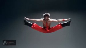 А у девчонок Ветерок дует дует между ног