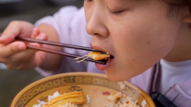 秋妹宰上一盆帶皮羊肉和蘿蔔坨一起燉，軟爛入味鮮嫩不柴，這一頓巴適得板！【颜美食】 смотреть онлайн