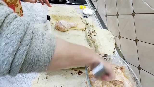 Հավի միսը լավաշի մեջ ։Куриные ножки в лаваше . смотреть онлайн