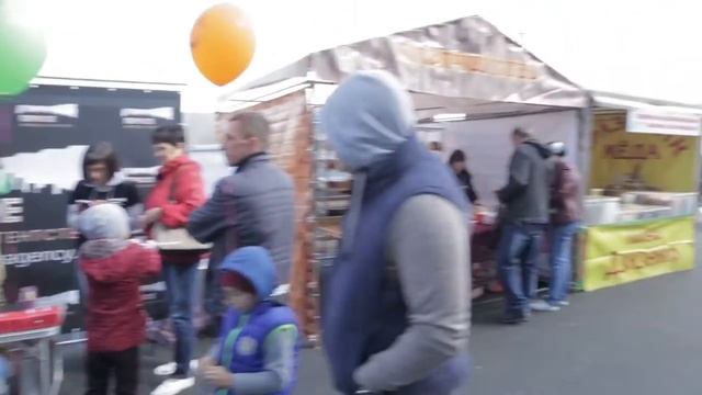 Фестиваль здоровой еды «Есть здорово» в «Гармонии». Независимое мнение блогера Александра Войсковог смотреть онлайн
