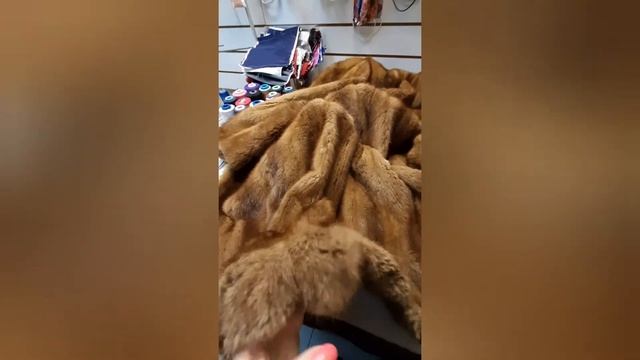 КАК ОТРЕСТАВРИРОВАТЬ ВОРОТНИК В ШУБЕ ИЗ НОРКИ. смотреть онлайн