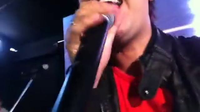 Alex Ferrari com Banda Ao vivo em Marrakech em Marrocos смотреть онлайн