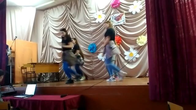 Танец под песню MiyaGi & Эндшпиль - I Got Love смотреть онлайн