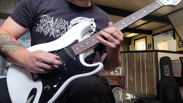 Bark at the Moon solo cover (one of the most accurate on YouTube) (yamaha THR10X)(Warmoth)Jake E Le смотреть онлайн