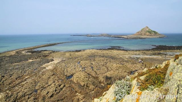 L'îlot du Verdelet : timelapse face à la Pointe de Pléneuf смотреть онлайн