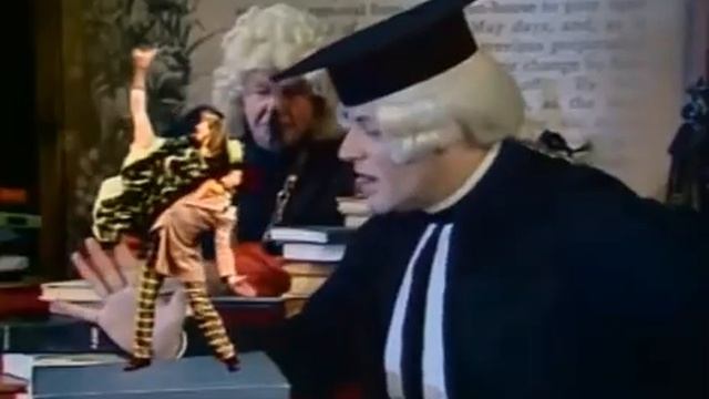 Сергей Самойлов на стихи Роберта Бернса ПРОБИРАЯСЬ ДО КАЛИТКИ... смотреть онлайн