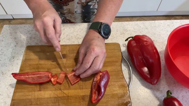 Делаю ещё заготовки на зиму - замораживаю перец. смотреть онлайн