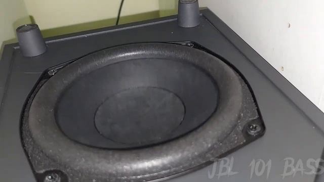 Logitech Z407 bass test!!!#1 смотреть онлайн