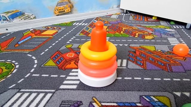 Пирамидка. Учим цвета. Собираем пирамиду. Игрушки для детей.Пирамидка. Учим цвета. Собираем пирамиду смотреть онлайн