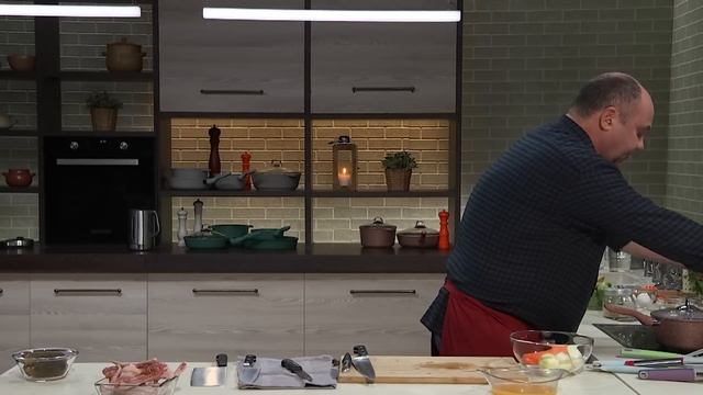 Кухня по заявкам | Утка тушёная с апельсином и бананом. Рассольник с уткой | Илья Лазерсон смотреть онлайн