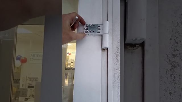Учимся регулировать петли на ПВХ двери своими руками. инструкция по настройке петель #ремонтдверей смотреть онлайн
