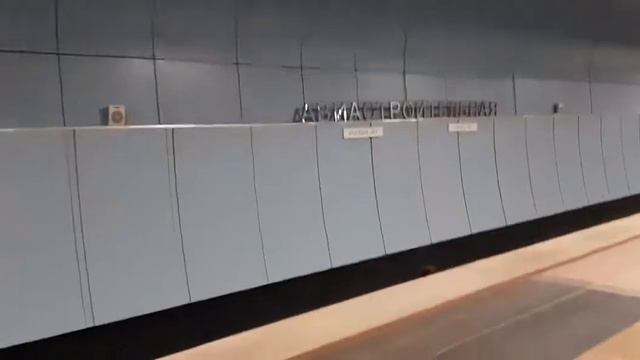 Эксклюзив! Поездка в новом поезде 81-765.4к Русква (Москва в окр. русича) по всей линии метро Казан смотреть онлайн