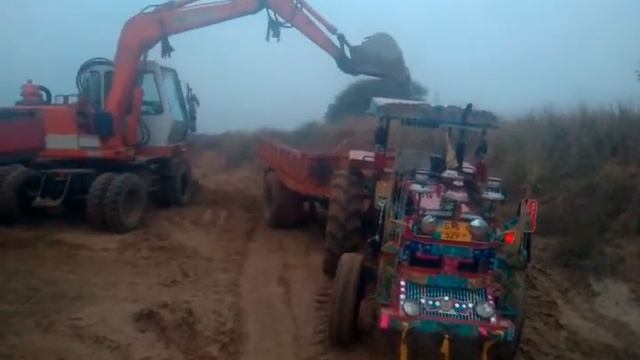 Excavator Daewoo solar 80_3 working in Gujranwala pakistan смотреть онлайн
