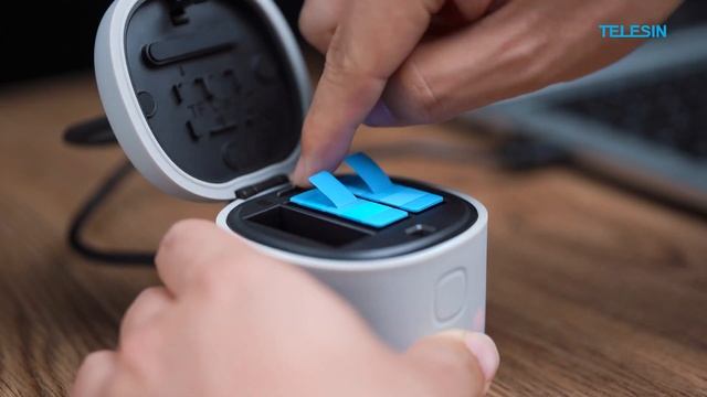 Allinbox Charger for GoPro Hero 9 with 3 TF + 3 batteries смотреть онлайн