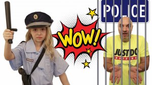 Играем с Каролиной в Полицию - Развивающие Игры в ПОЛИЦИЮ - Супер Каролина шоу