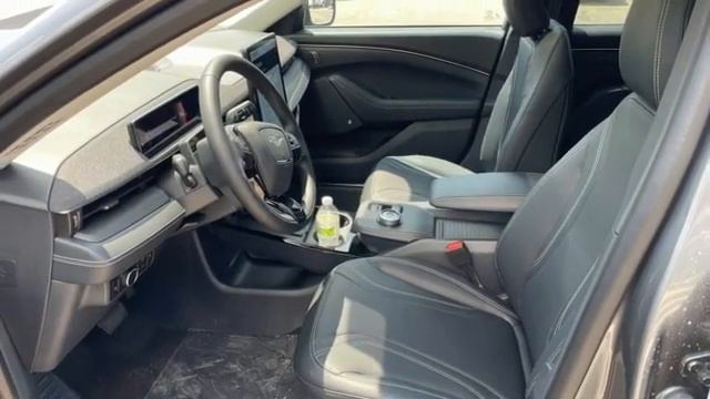 New 2023 Ford Mustang Mach-E Rochester MN Winona, MN #F237006 смотреть онлайн