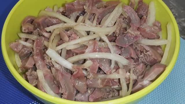 Закуска из куриных желудков!Новинка для ваших праздников! Пробуйте! (720p).mp4