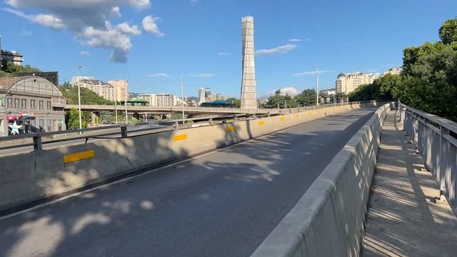 Тбилиси. Площадь Героев. Прогулка по эстакаде. смотреть онлайн