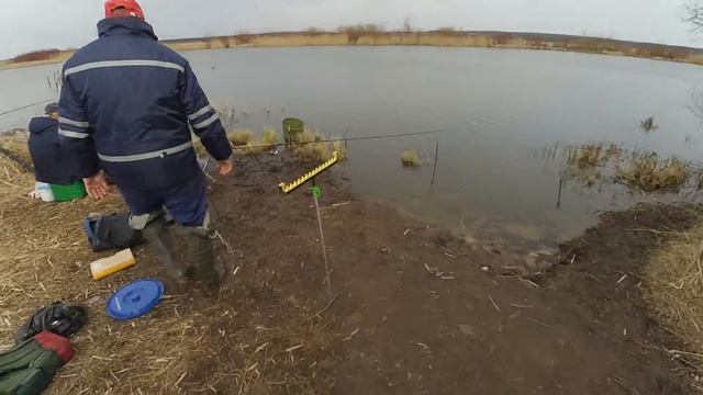 Зельвенское водохранилище. "Парк". Рыбалка на фидер 12 апреля 2020 года смотреть онлайн