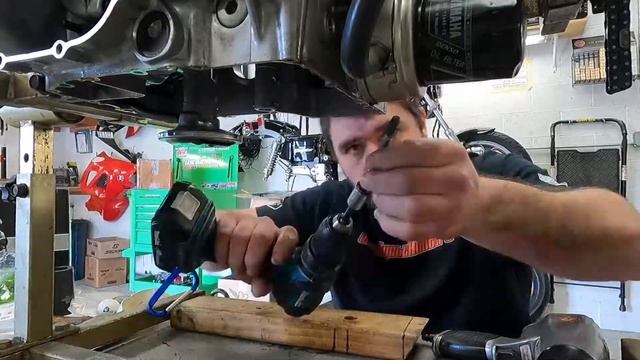 Transmission Repair 1998 Yamaha YZF600R a.k.a. Thundercat смотреть онлайн