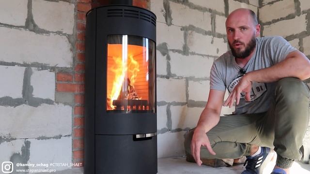 Овальный дымоход из нержавеющей стали. Пример монтажа с печью Thorma Andorra смотреть онлайн