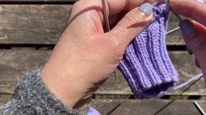 Вязаный свитер с узором Косы для куклы Paola Reina 32-34 см, подробный МК вязание на спицах