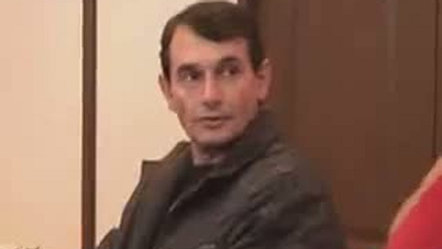 Пожалуйста, кофе