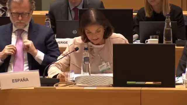 Intervención Reyes Maroto смотреть онлайн