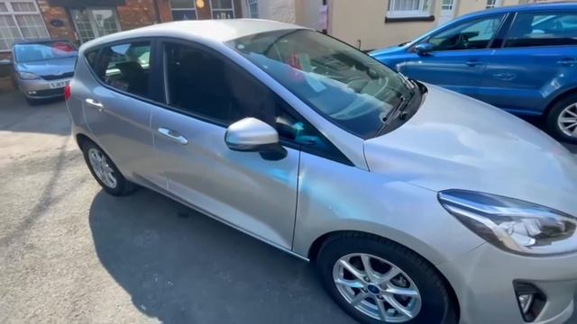 2019 FORD FIESTA 1.1 ZETEC 5-DR 3,300 MILES £11995 смотреть онлайн