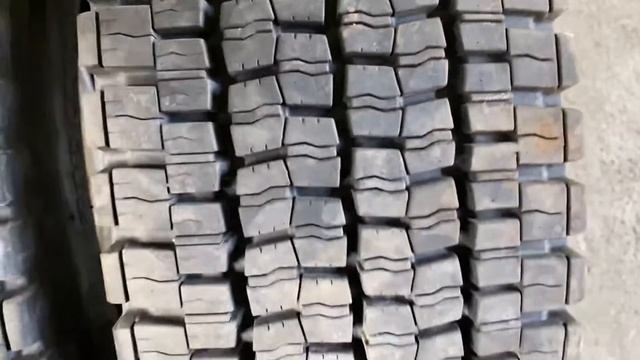 Грузовые шины бу 215/75R17.5 Dunlop SP001. Производство Япония ?? ☎️+79219930017 смотреть онлайн