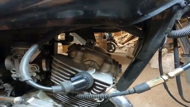 INSTALAMOS UN CARBURADOR MUCHO MÀS GRANDE Y DESCUBRIMOS QUE EL MOTOR NO SIRVE? | YAMAHA YB125 смотреть онлайн